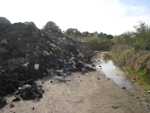 Photo 12 Sinks Pit