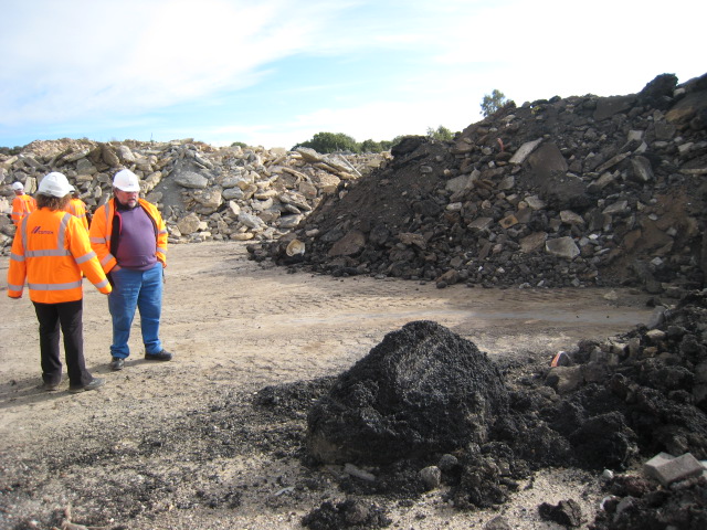Photo 13 sinks pit